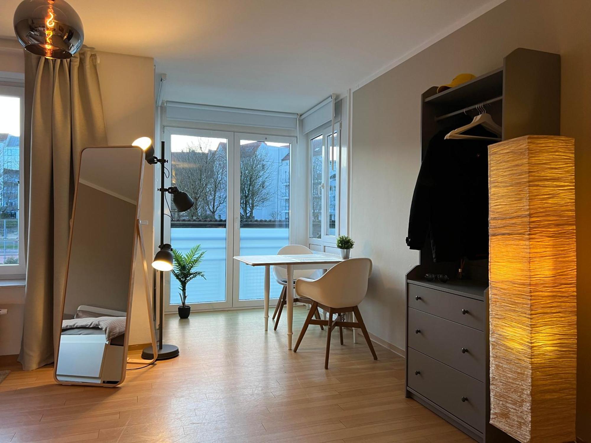 Moderne Und Gemuetliche Wohnung, Zentral Gelegen Apartment *